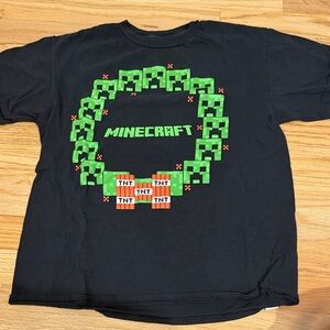 Minecraft Christmas Wreath Black T-Shirt with Green Creeper Design